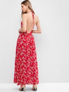 Летнее женское платье красного цвета в цветочек с открытой спиной